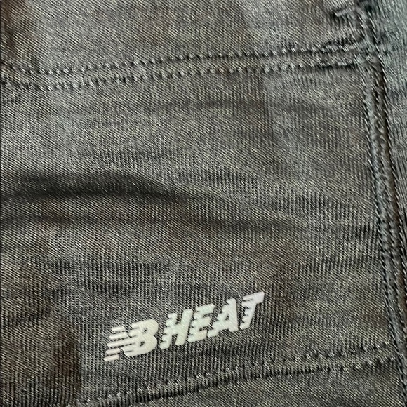 New Balance Black Hooded Athletic Shirt - Picture 5 of 11